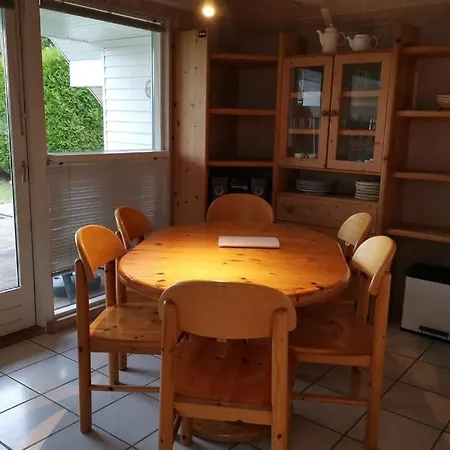 Mit Eigenem Garten, 200m Zum Strand, Gartensauna Gegen Gebuehr Zubuchbar Neukirchen (Ostholstein)